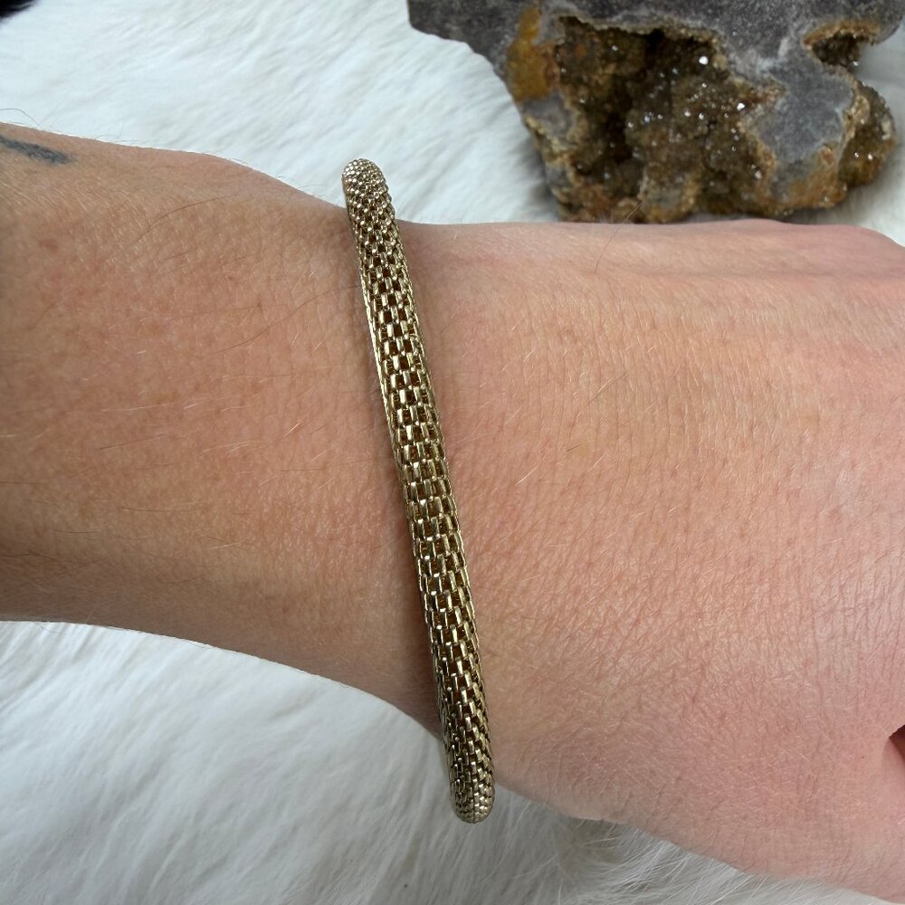 Vintage Mid-Century Modern Gold Tone Mesh Bracelet Bangle